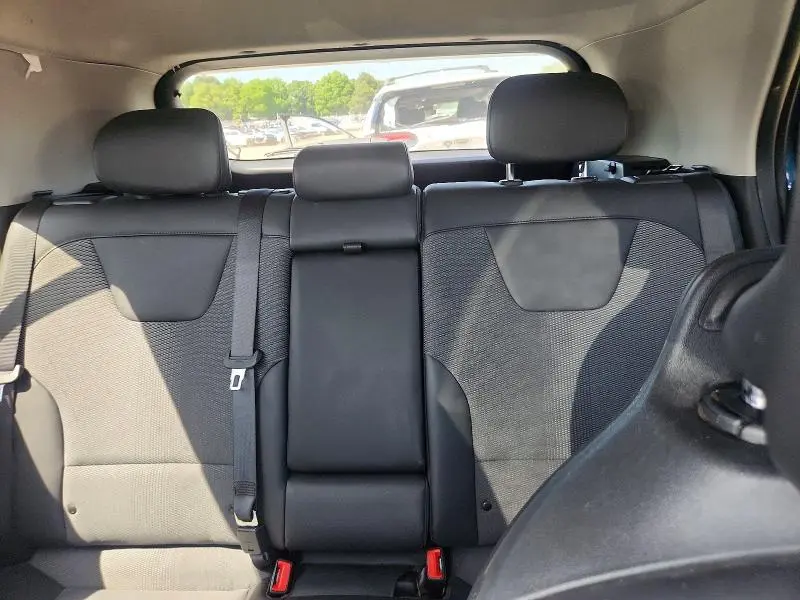 2023 KIA NIRO EX  