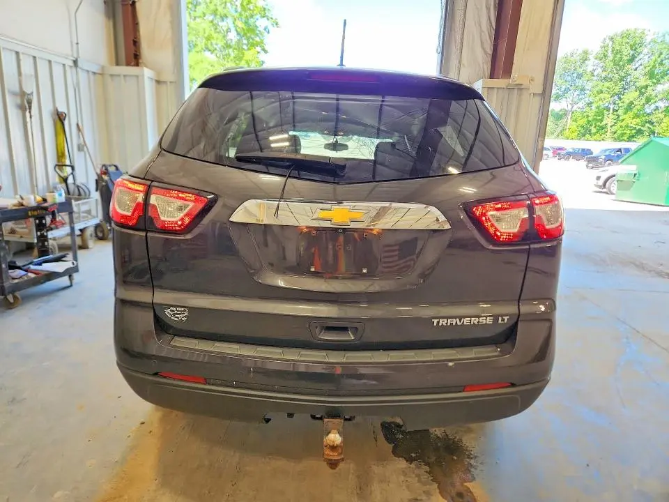 2014 CHEVROLET TRAVERSE LT  