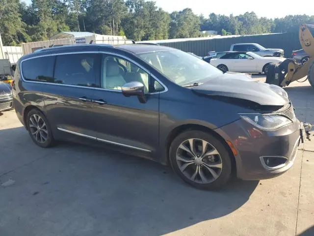 2017 CHRYSLER PACIFICA LIMITED  