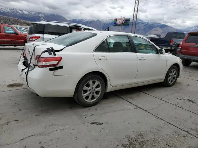 2011 TOYOTA CAMRY BASE  