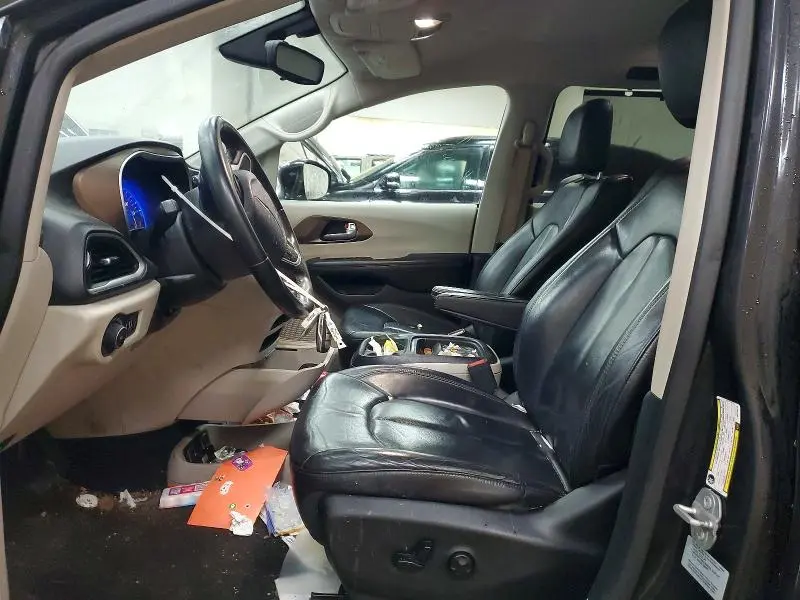 2017 CHRYSLER PACIFICA TOURING L  