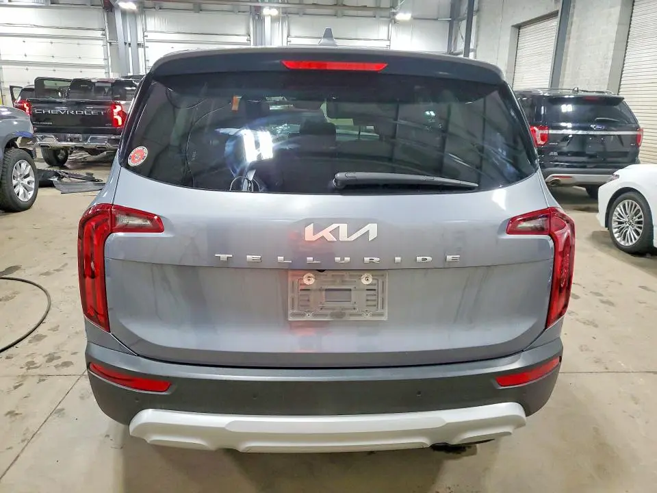 2022 KIA TELLURIDE LX  