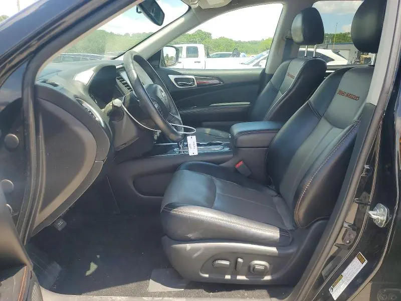 2019 NISSAN PATHFINDER SL  