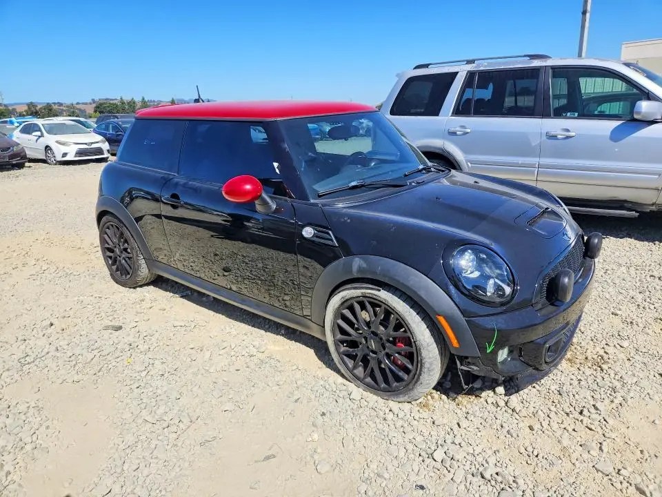 2011 MINI COOPER JOHN COOPER WORKS  