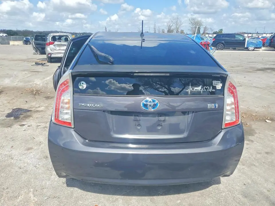 2012 TOYOTA PRIUS TWO  