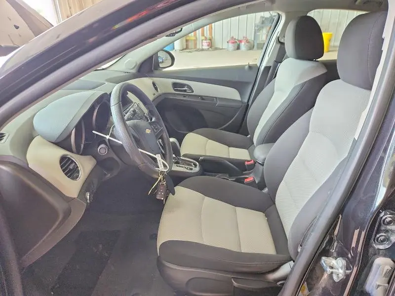 2015 CHEVROLET CRUZE LS  
