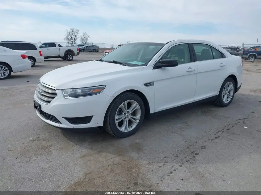 2015 FORD TAURUS SE