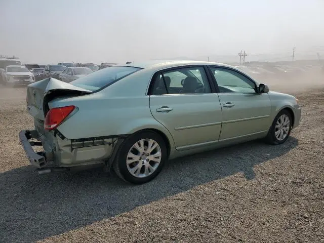 2010 TOYOTA AVALON XL  