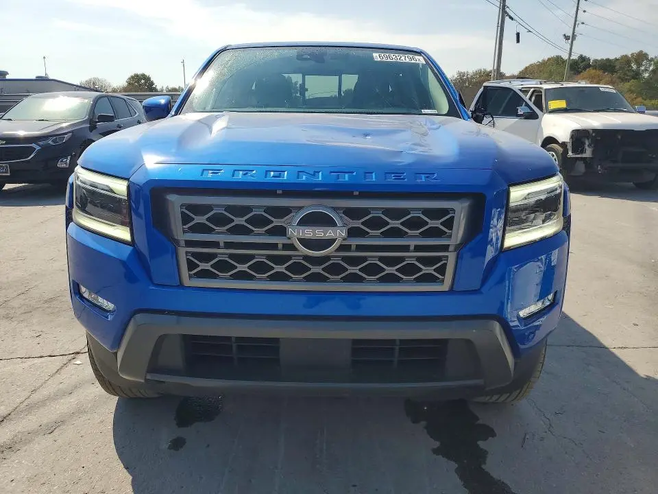 2024 NISSAN FRONTIER SL  