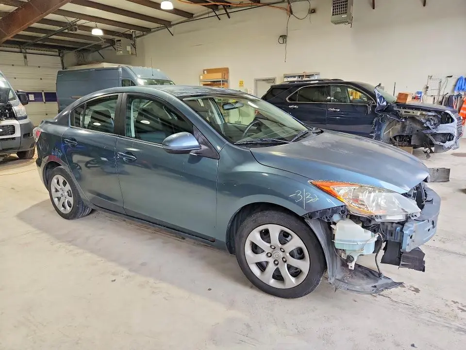 2010 MAZDA 3 I  