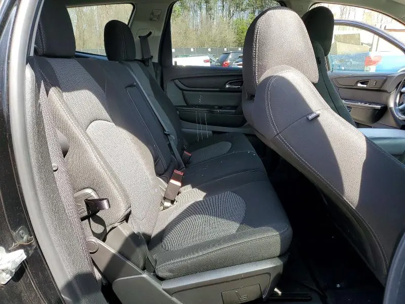 2017 CHEVROLET TRAVERSE LT  