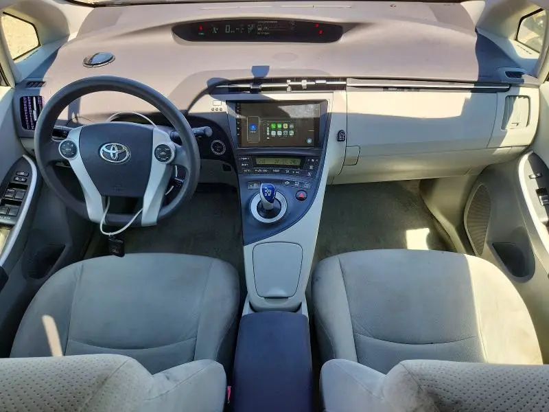 2010 TOYOTA PRIUS II  