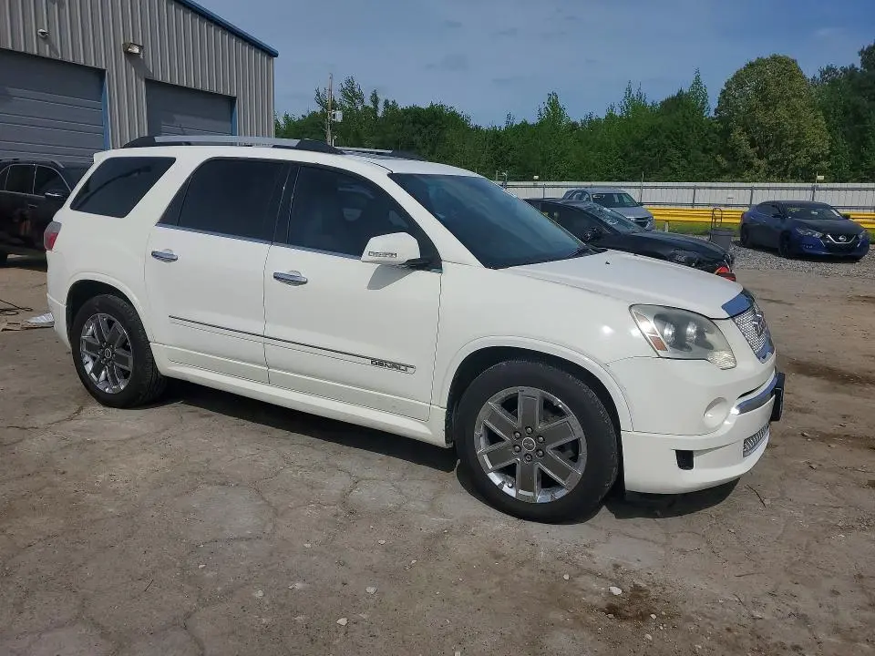 2011 GMC ACADIA DENALI  