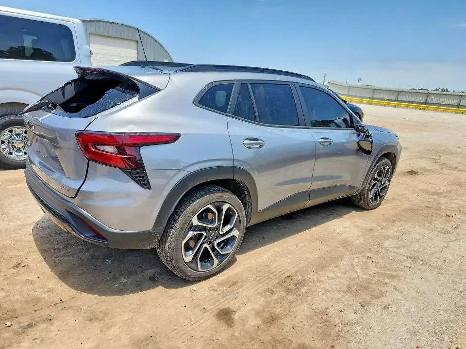 2024 CHEVROLET TRAX 2RS  