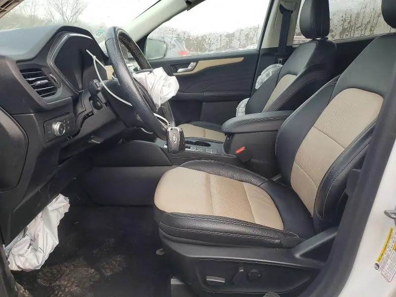 2022 FORD ESCAPE TITANIUM  