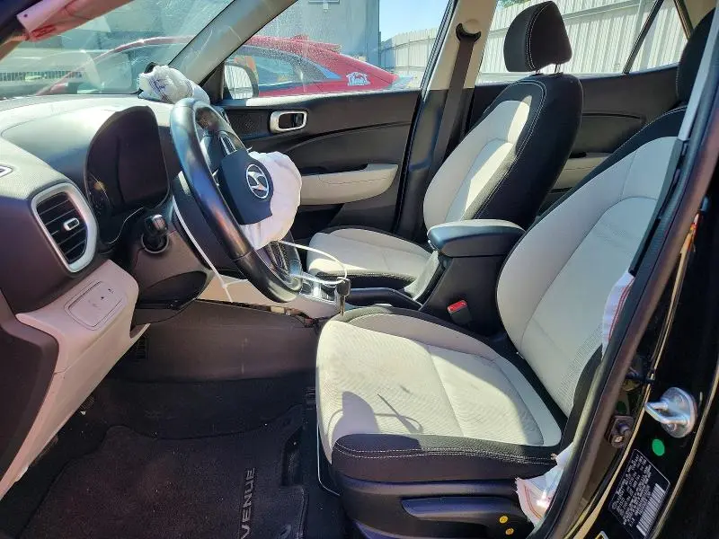2022 HYUNDAI VENUE SEL  