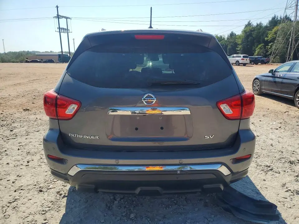 2017 NISSAN PATHFINDER SV  