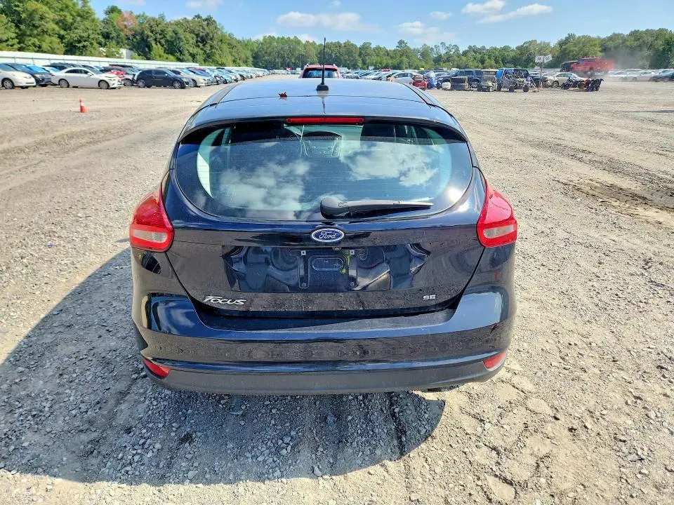 2018 FORD FOCUS SE  