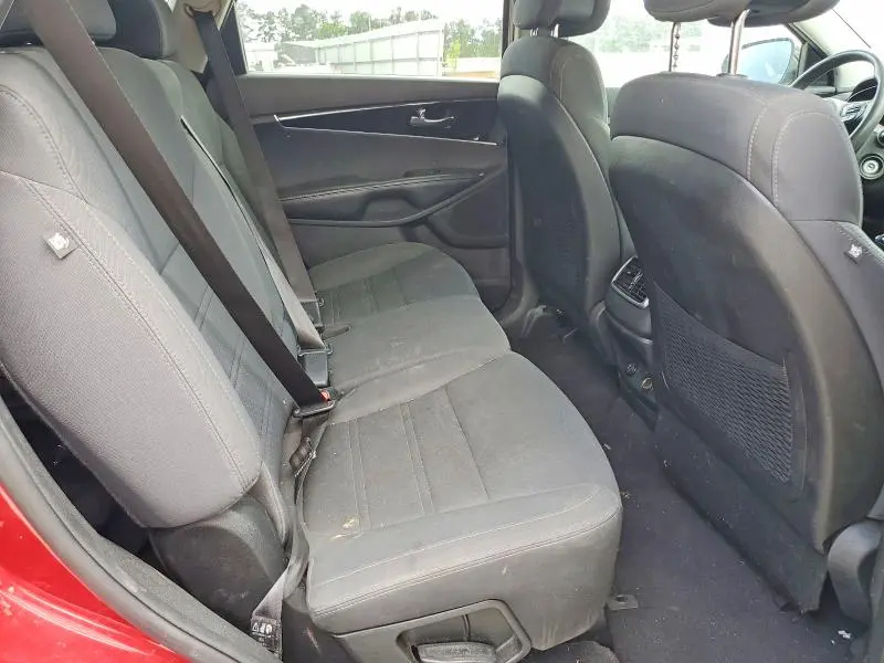 2017 KIA SORENTO LX V6  