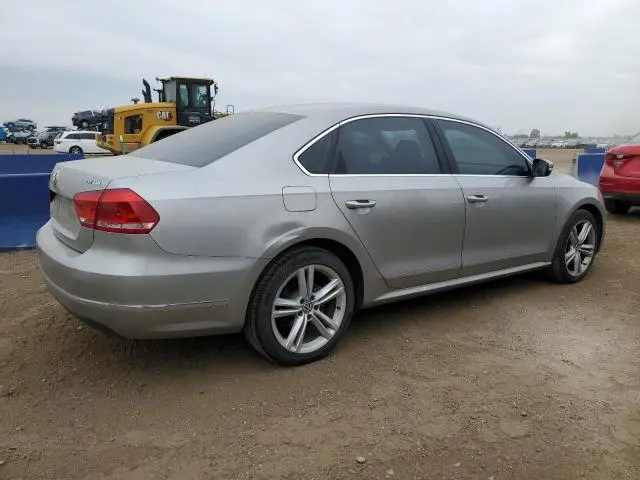 2013 VOLKSWAGEN PASSAT SEL  