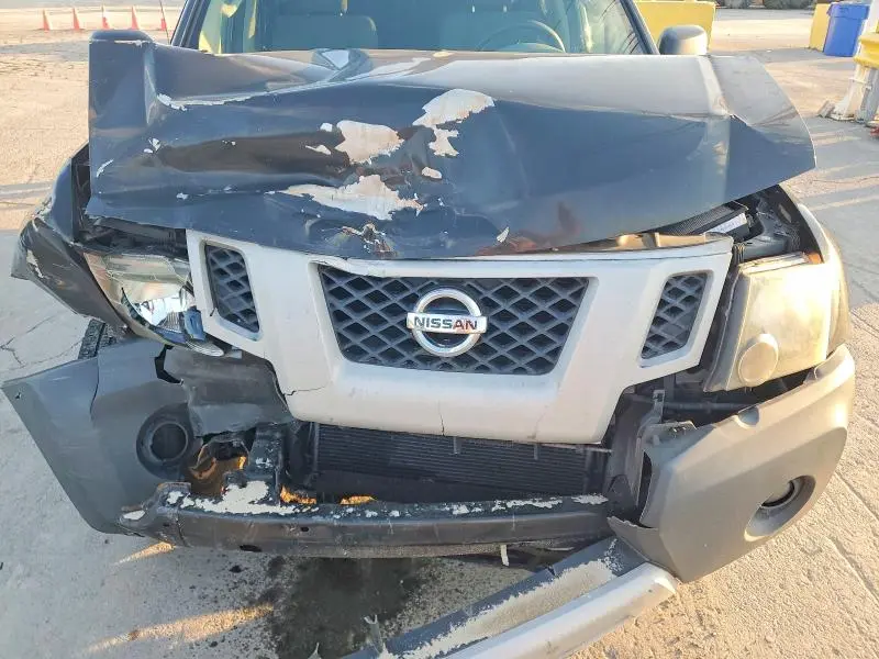2011 NISSAN XTERRA X  