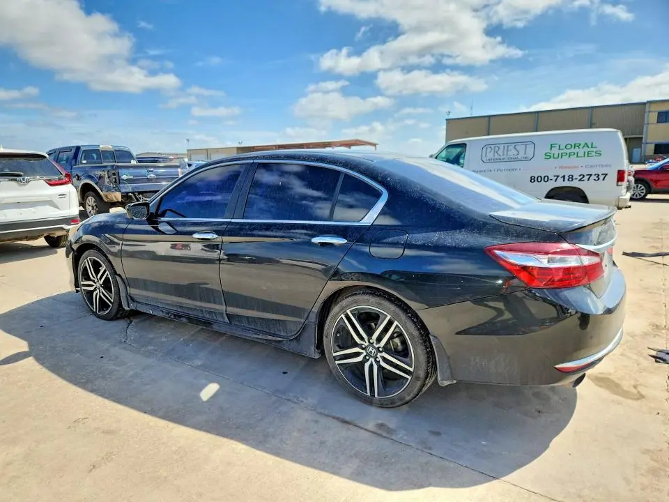 2017 HONDA ACCORD SPORT  