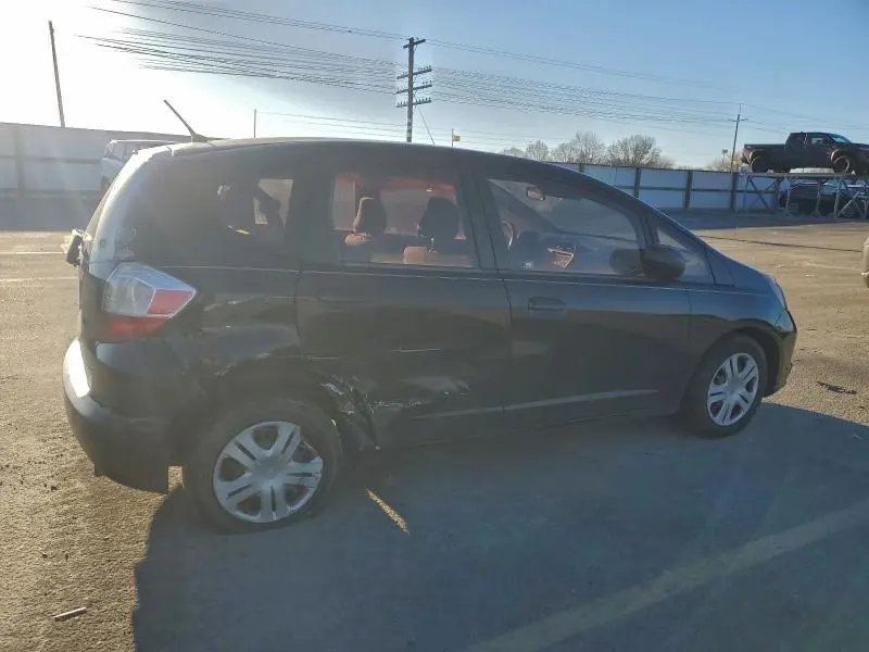 2010 HONDA FIT   