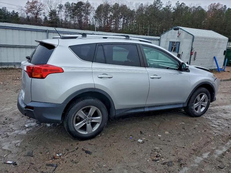 2015 TOYOTA RAV4 XLE  