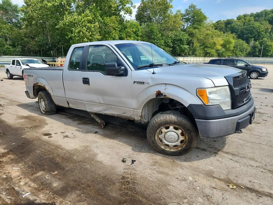 2010 FORD F150 SUPER CAB  