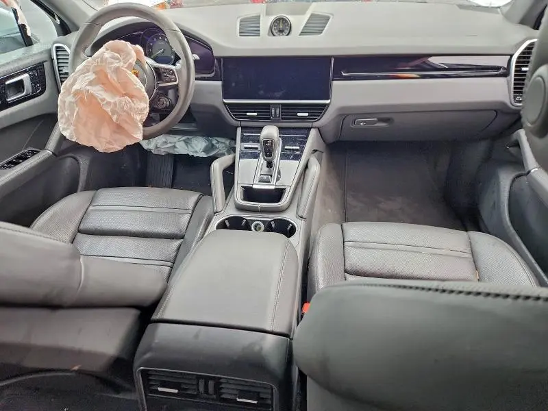 2021 PORSCHE CAYENNE E HYBRID COUPE  