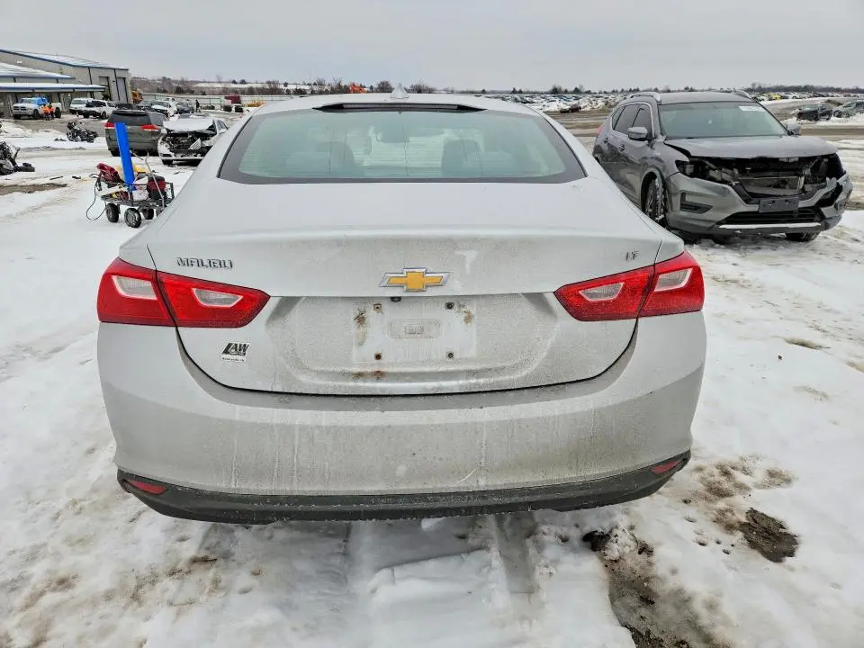 2017 CHEVROLET MALIBU LT  