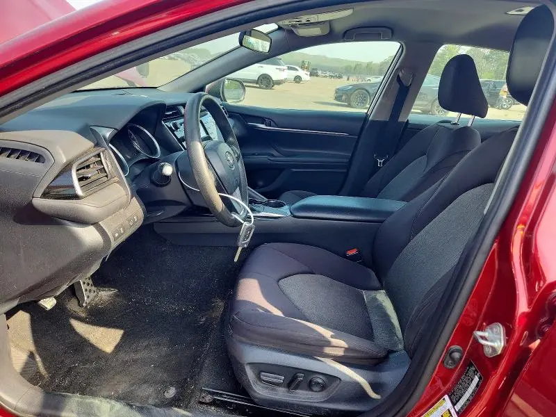 2019 TOYOTA CAMRY LE  