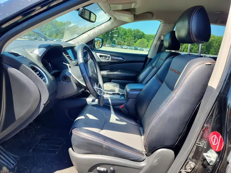 2020 NISSAN PATHFINDER SV  