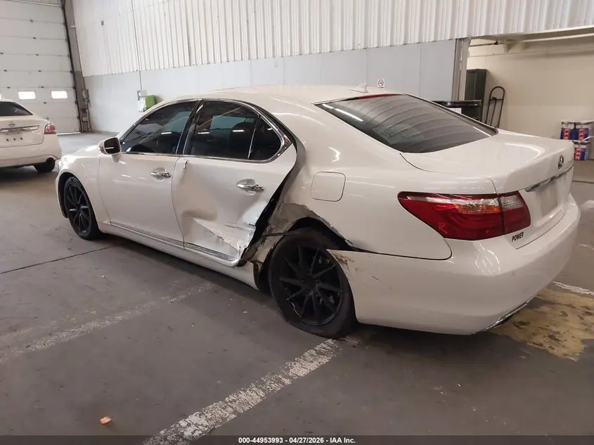 2011 LEXUS LS 460  