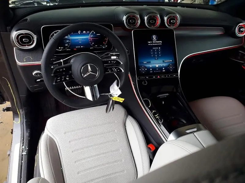 2026 MERCEDES-BENZ GLC 300 4MATIC  