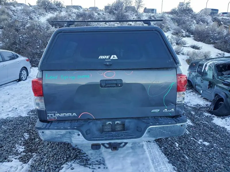 2013 TOYOTA TUNDRA DOUBLE CAB SR5  