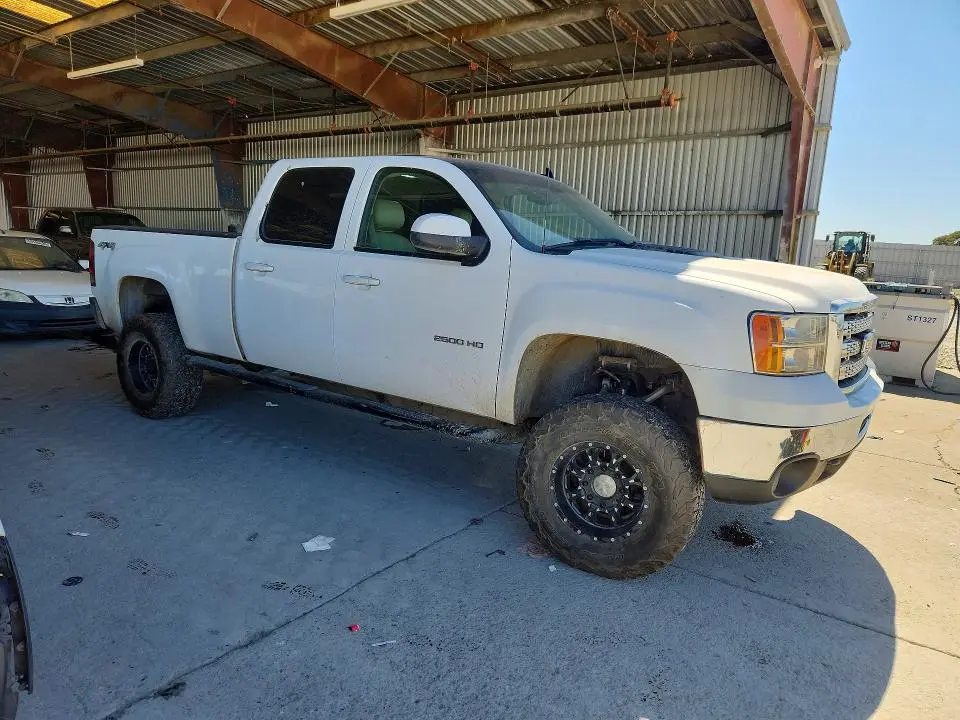 2013 GMC SIERRA K2500 SLT  