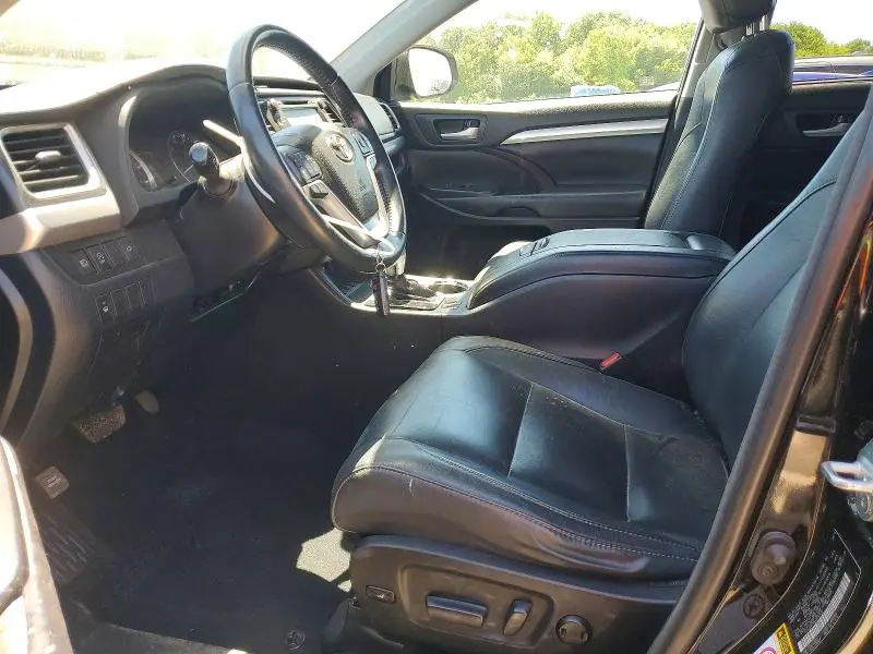 2018 TOYOTA HIGHLANDER XLE  