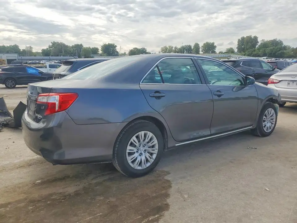 2012 TOYOTA CAMRY LE  