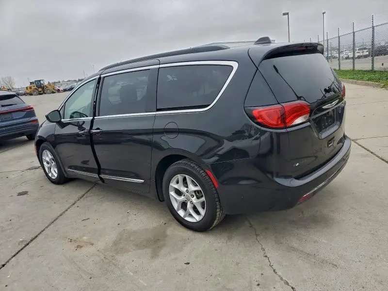 2017 CHRYSLER PACIFICA TOURING L  