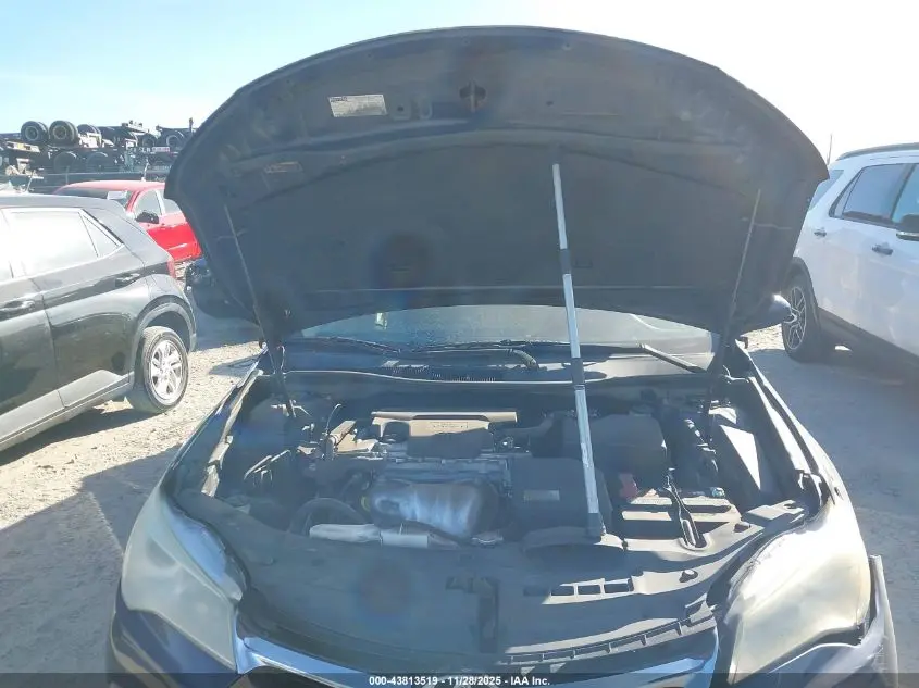 2016 TOYOTA CAMRY LE