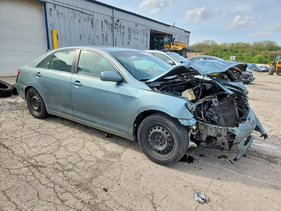 2010 TOYOTA CAMRY LE  