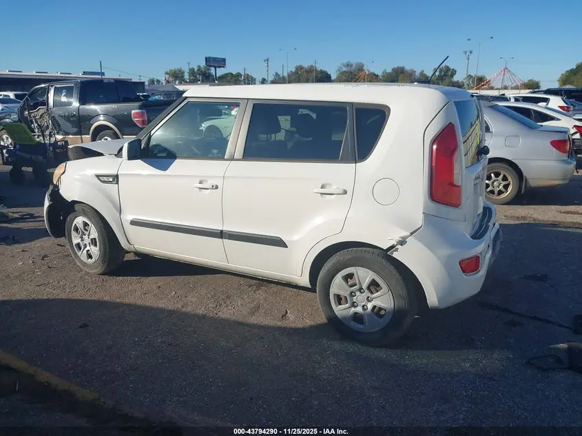 2013 KIA SOUL  