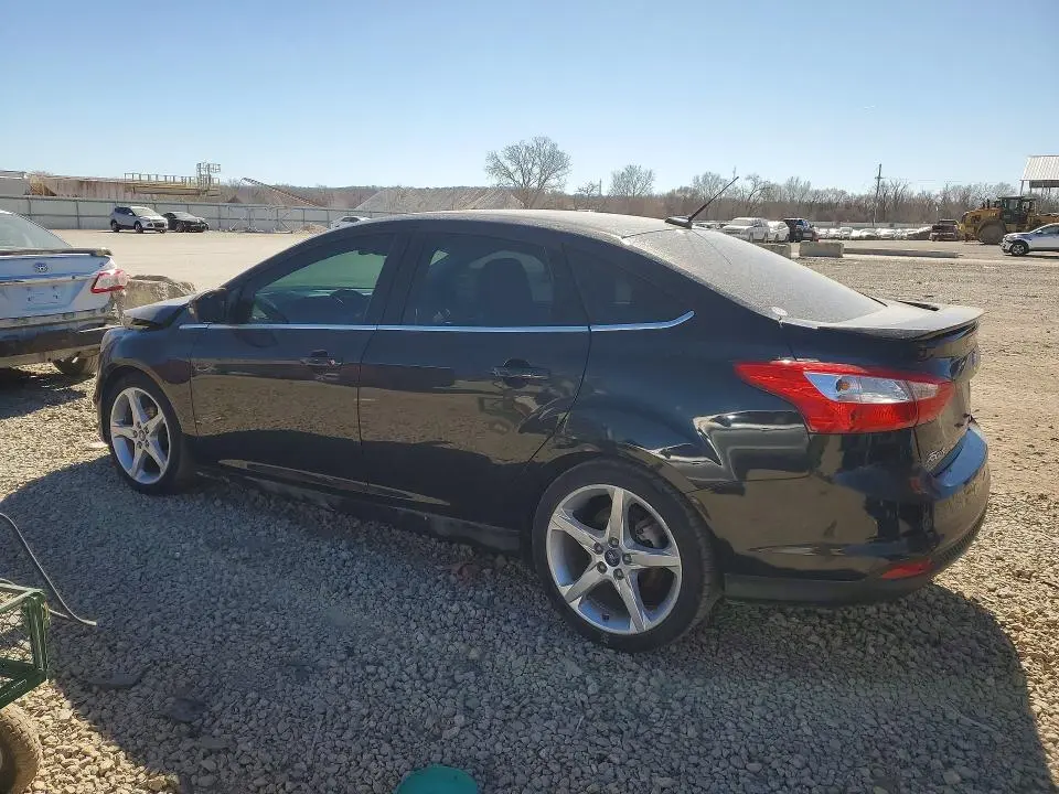 2012 FORD FOCUS TITANIUM  