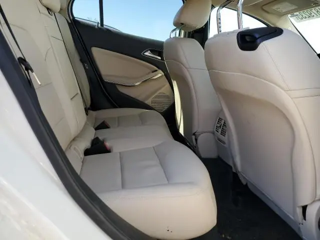 2016 MERCEDES-BENZ GLA 250 4MATIC  
