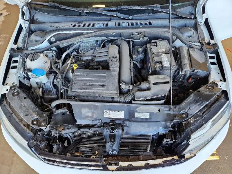 2016 VOLKSWAGEN JETTA SE  
