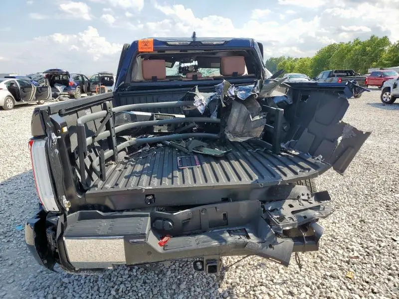 2025 TOYOTA TUNDRA CREWMAX PLATINUM  
