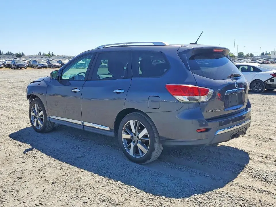 2014 NISSAN PATHFINDER S  