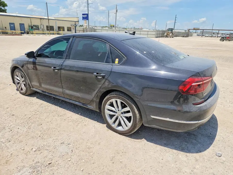2019 VOLKSWAGEN PASSAT WOLFSBURG  