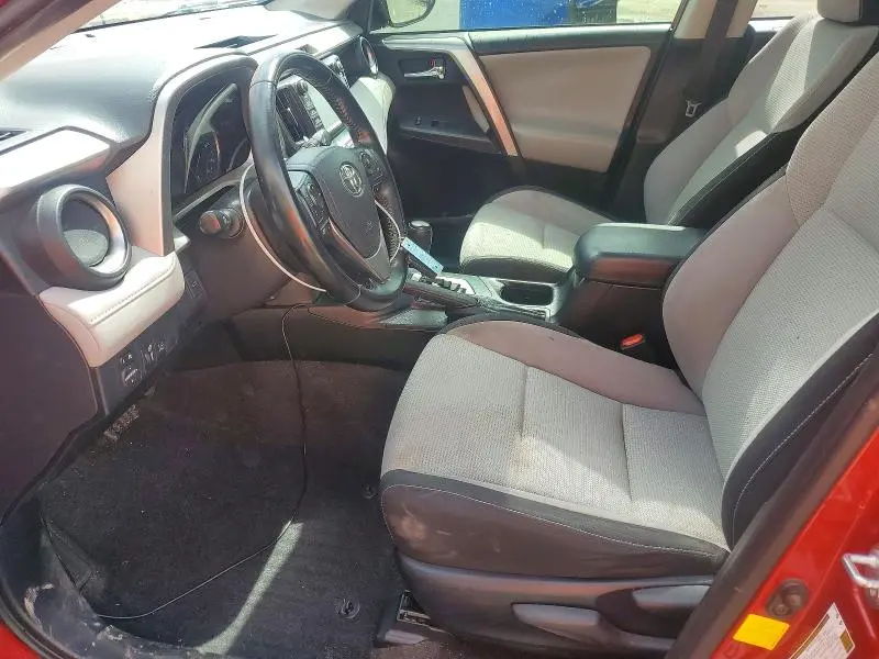 2017 TOYOTA RAV4 XLE  